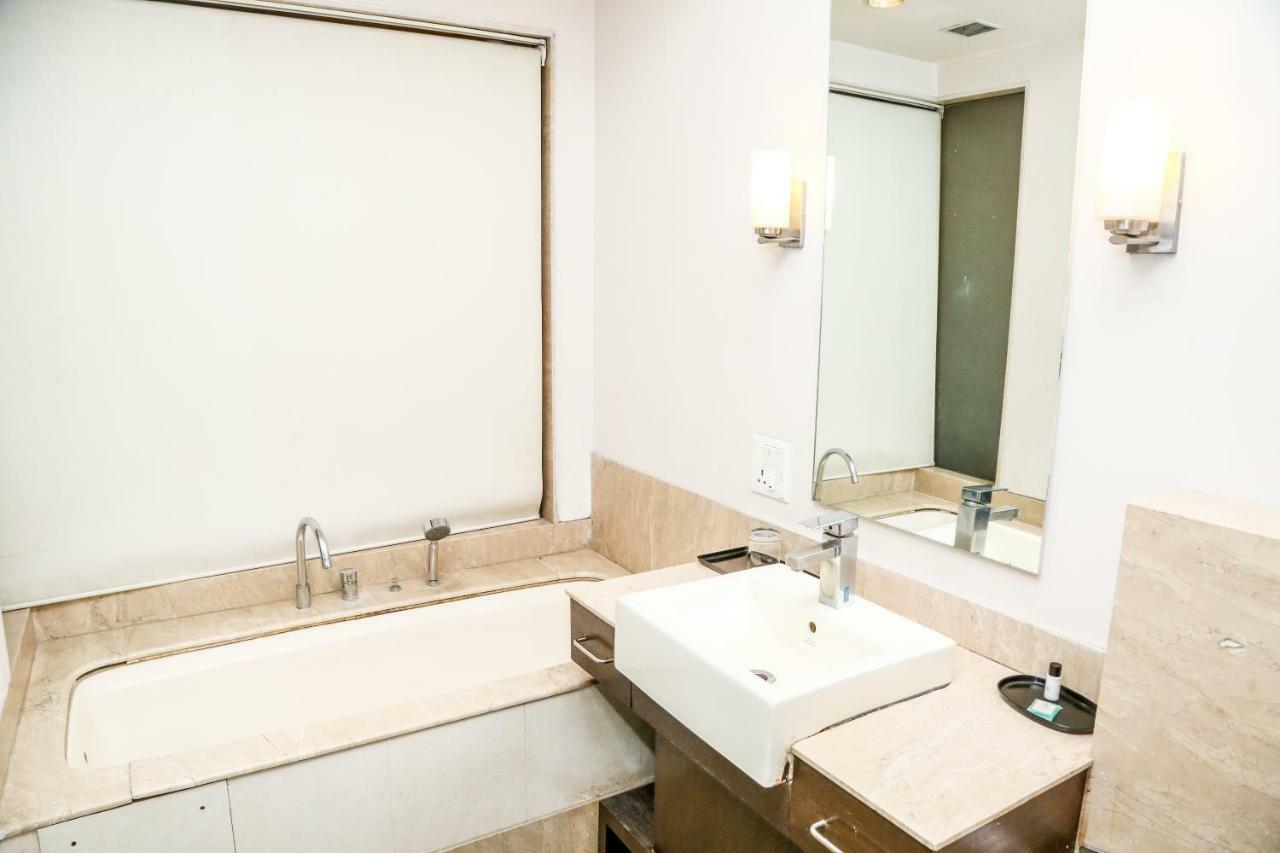Hotel Western Court 3*